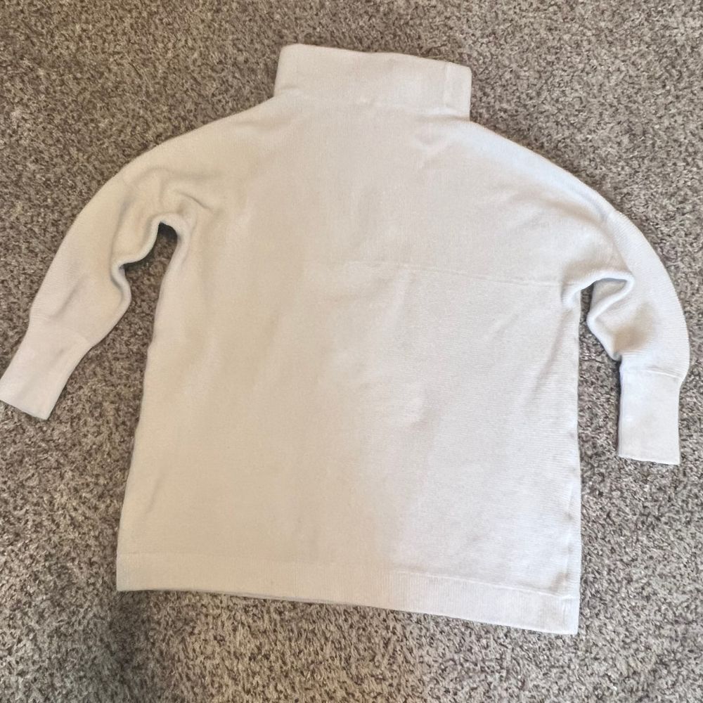 Free People Soft Ribbed White long sleeve sweater